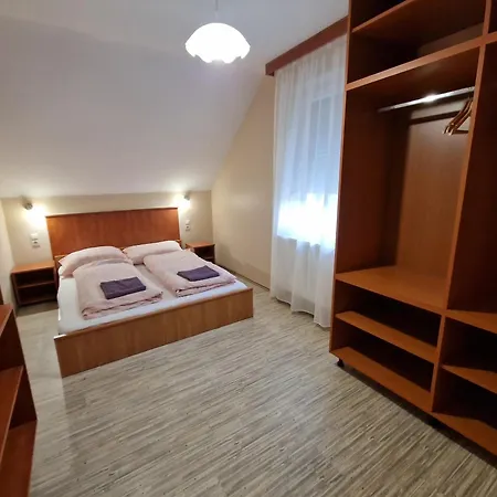 Richie I & Pool 시오포크