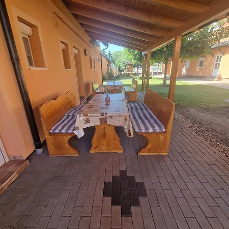 Lejlighed Richie I & Pool *