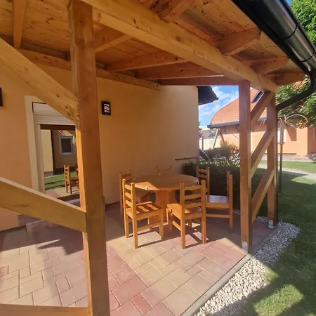 Richie I & Pool Siófok