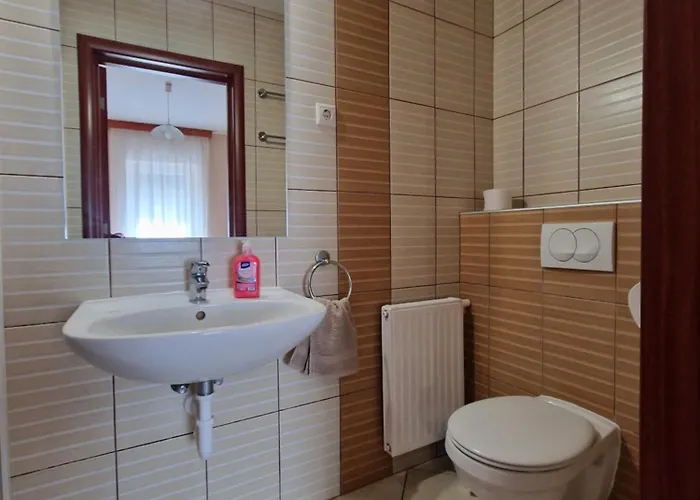 Richie I & Pool Апартаменты Шиофок